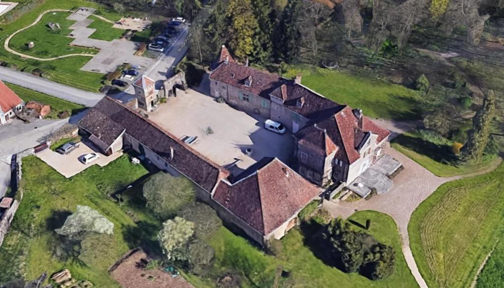 Ferienwohnung Au Chateau Miserey-Salines Exterior foto
